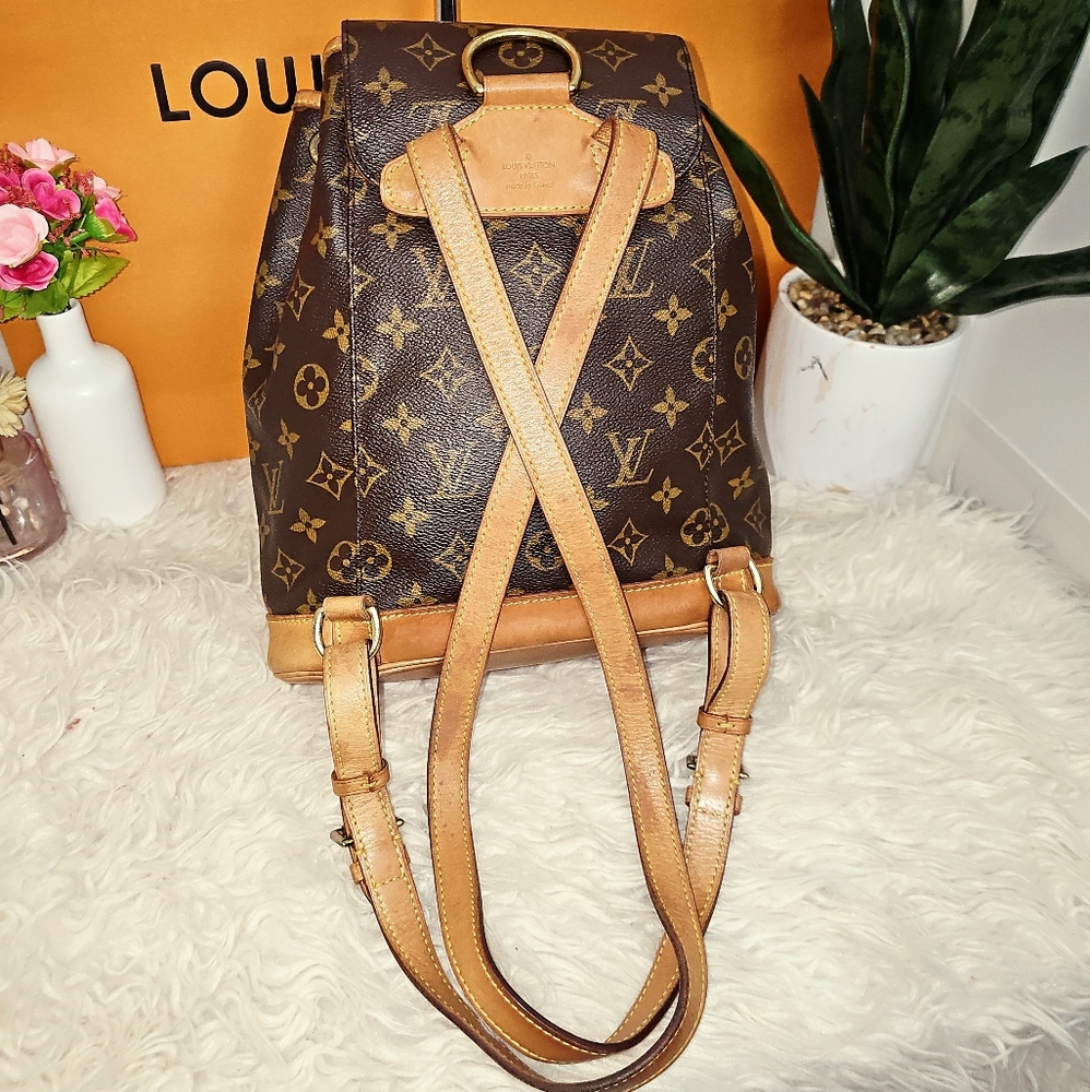 Louis Vuitton Montsouris MM Monogram Bag Authentic - Picture 11 of 14